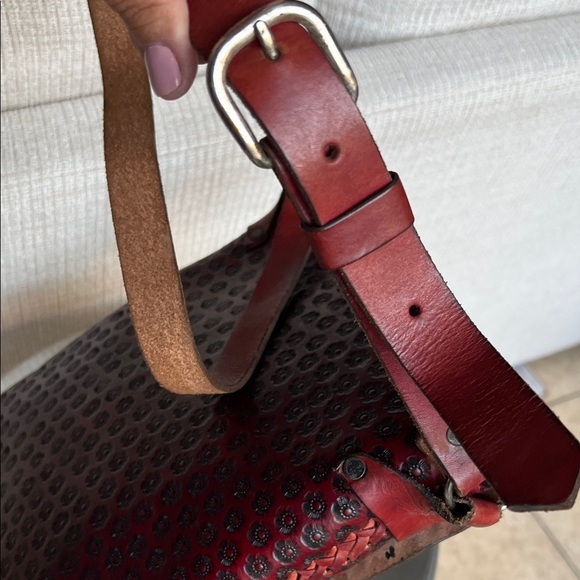 Artisan Burgundy Crossbody Bag - Picture 4 of 7